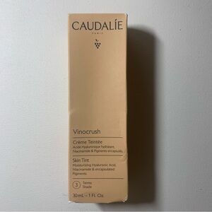 Caudalie moisturizing skin tint shade 3